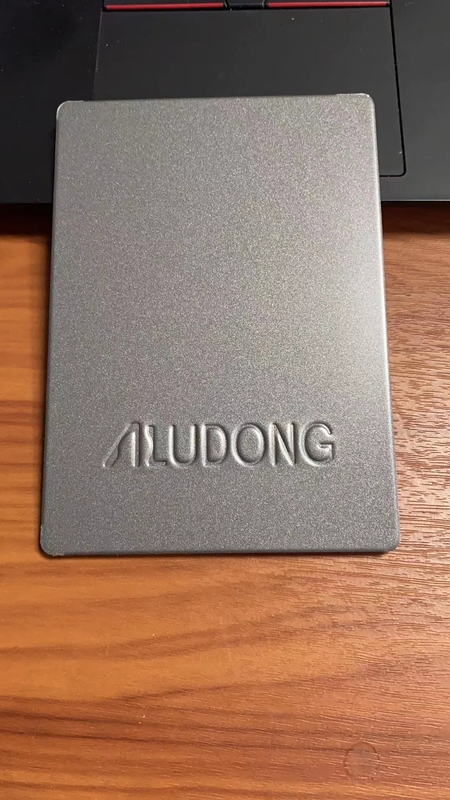 1500 mm de largeur Miroir Panneau composite en aluminium 4 mm Épaisseur du panneau 0,4 mm Épaisseur de l'aluminium