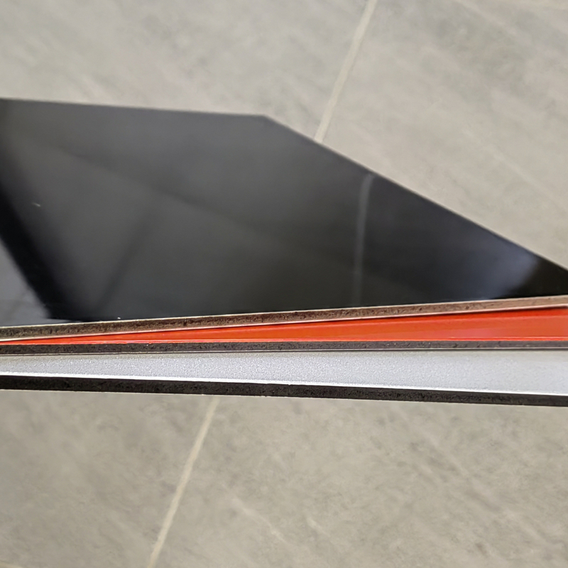 Taille personnalisée ACP Panneau composite d'aluminium à dessin en alliage d'aluminium pour les volets de mur de rideau