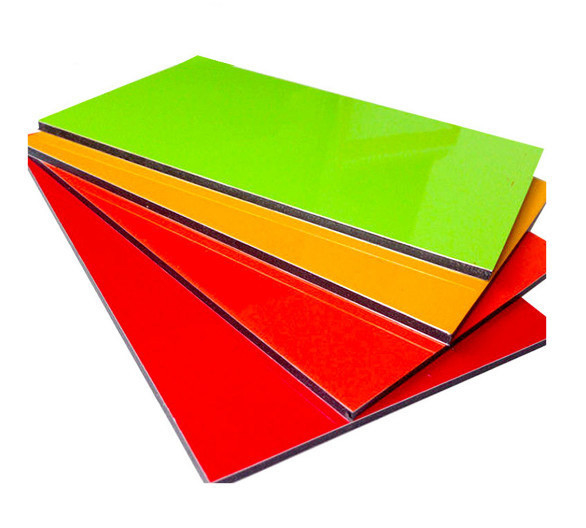 Prix compétitif Panneau composite d'aluminium en alliage d'aluminium 4 * 8 pieds Taille pour intérieur et extérieur