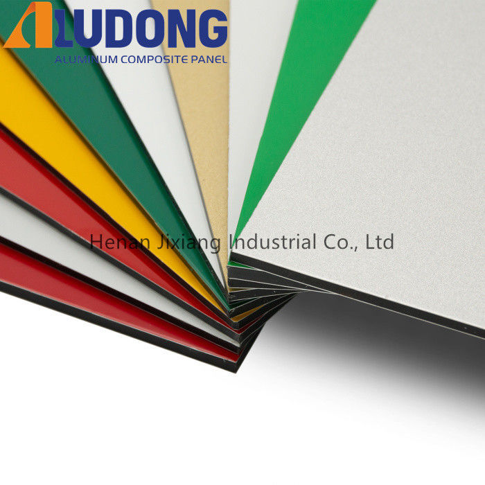 Fabricant direct Panneau composite en feuille d'aluminium ACP de 4 mm pour revêtements muraux extérieurs, prix d'usine