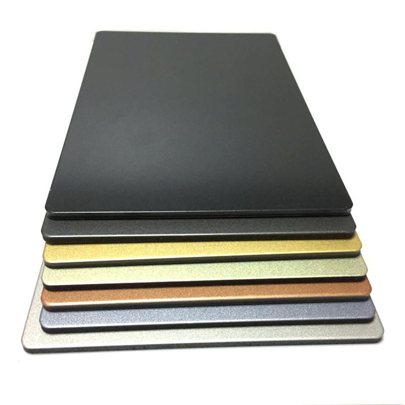 Taille personnalisée ACP Panneau composite d'aluminium à dessin en alliage d'aluminium pour les volets de mur de rideau