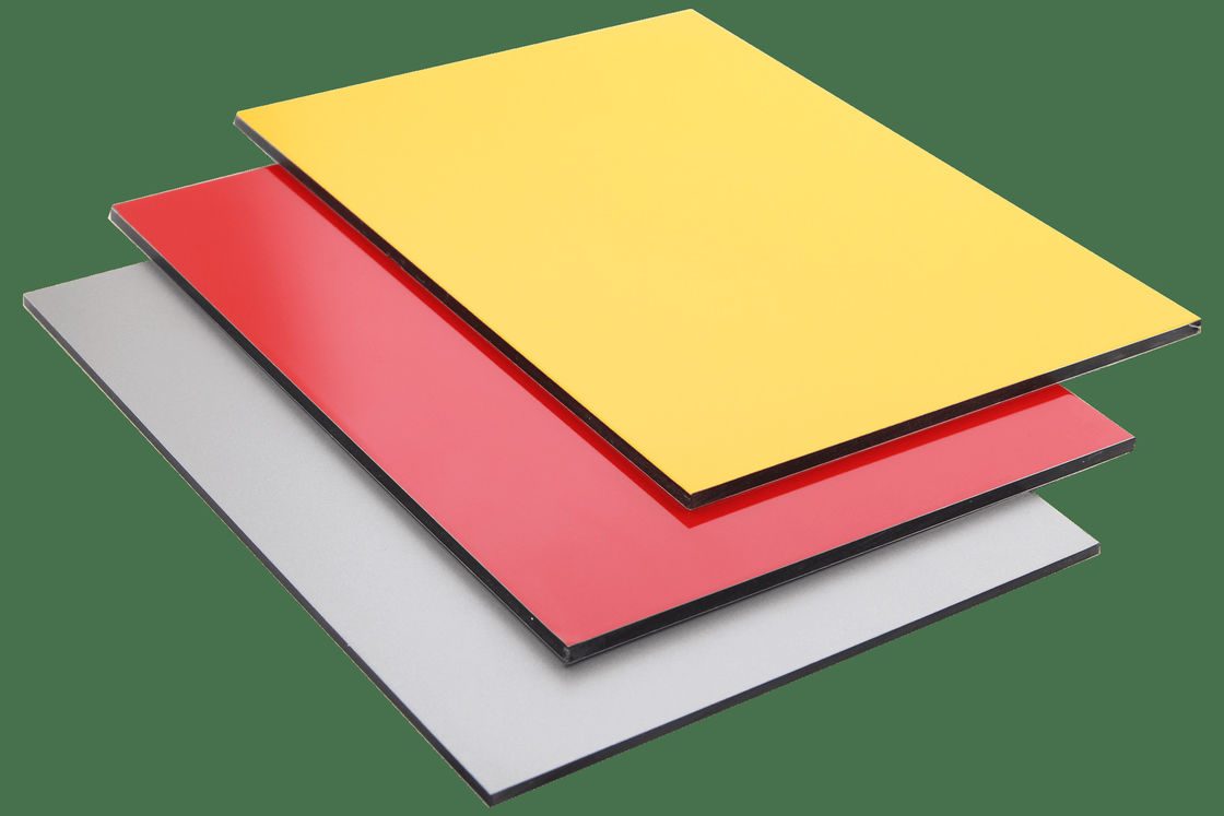 Panneau composite en aluminium FEVE haute brillance avec des couleurs vives et lumineuses