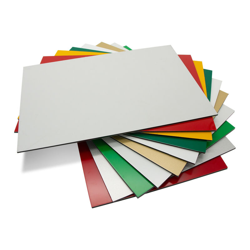 Couche PE/PVDF ACM Largeur 1220 mm pour les produits durables et durables
