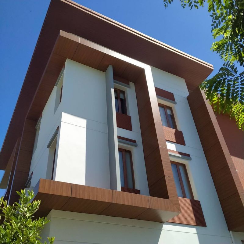 Panneau composite en aluminium résistant au feu A2 standard Alucobond ACM 4 mm, poids léger pour mur de rideau