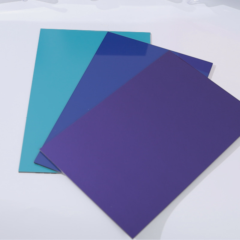 Taille personnalisée ACP Panneau composite d'aluminium à dessin en alliage d'aluminium pour les volets de mur de rideau