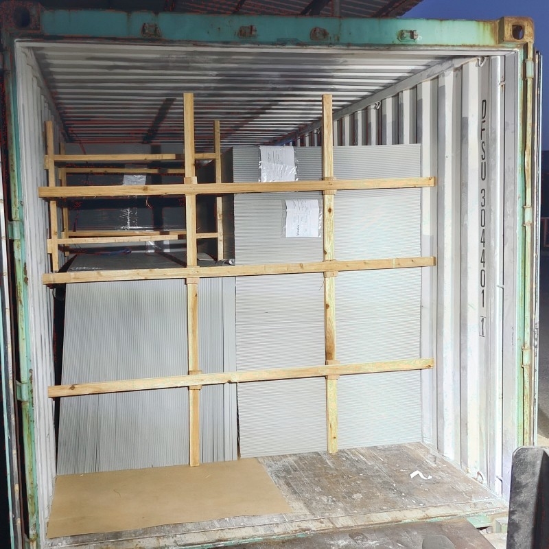 Panneau composite d'aluminium résistant au feu léger avec revêtement PVDF et revêtement nano-PVDF pour une installation et une maintenance faciles