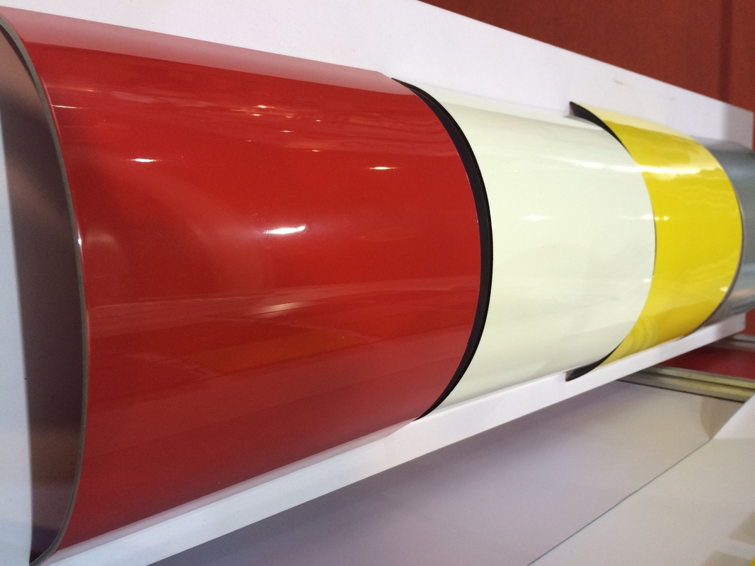 Panneau de fluorure de polyvinylidène d'aluminium brossé de 3050 mm de longueur pour des surfaces lisses et durables