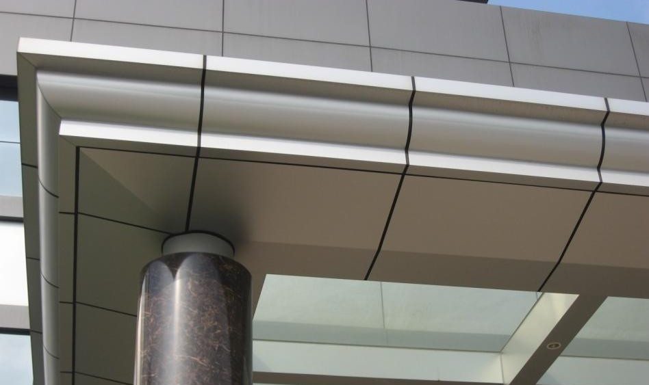 Panneau composite en aluminium ignifuge anti-corrosion pour revêtement, mur de rideau, décoration intérieure de voûte