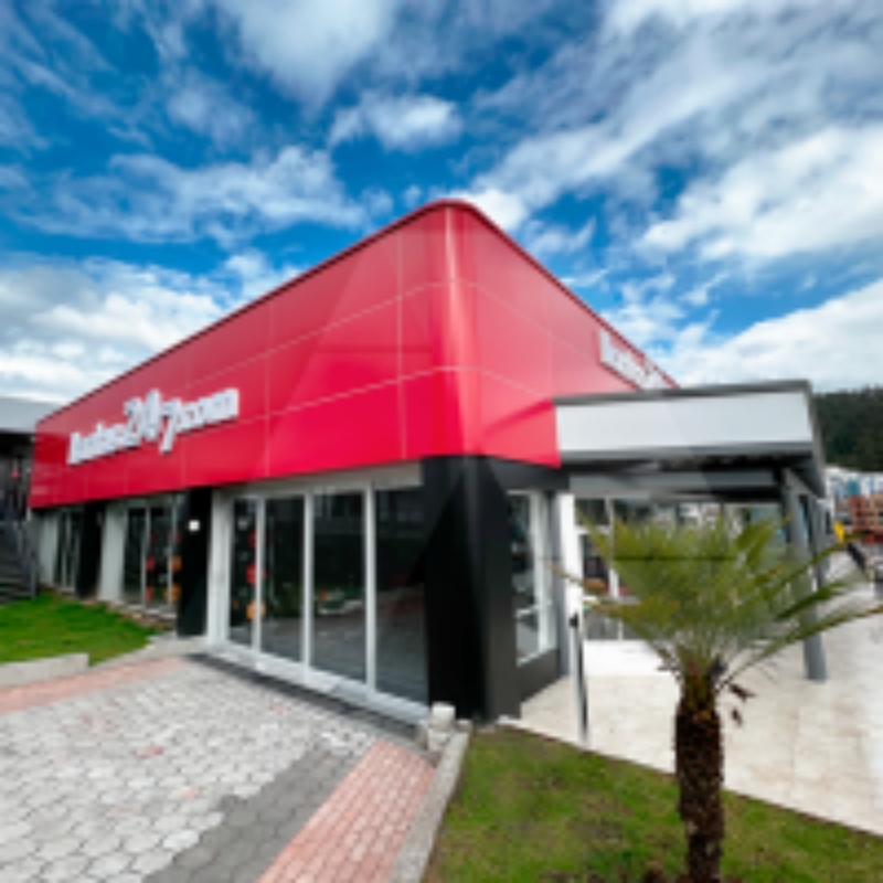 Panneau composite d'aluminium résistant au feu léger avec revêtement PVDF et revêtement nano-PVDF pour une installation et une maintenance faciles