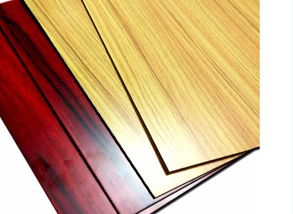 Panneau composite en aluminium avec finition de surface et fond décoratif