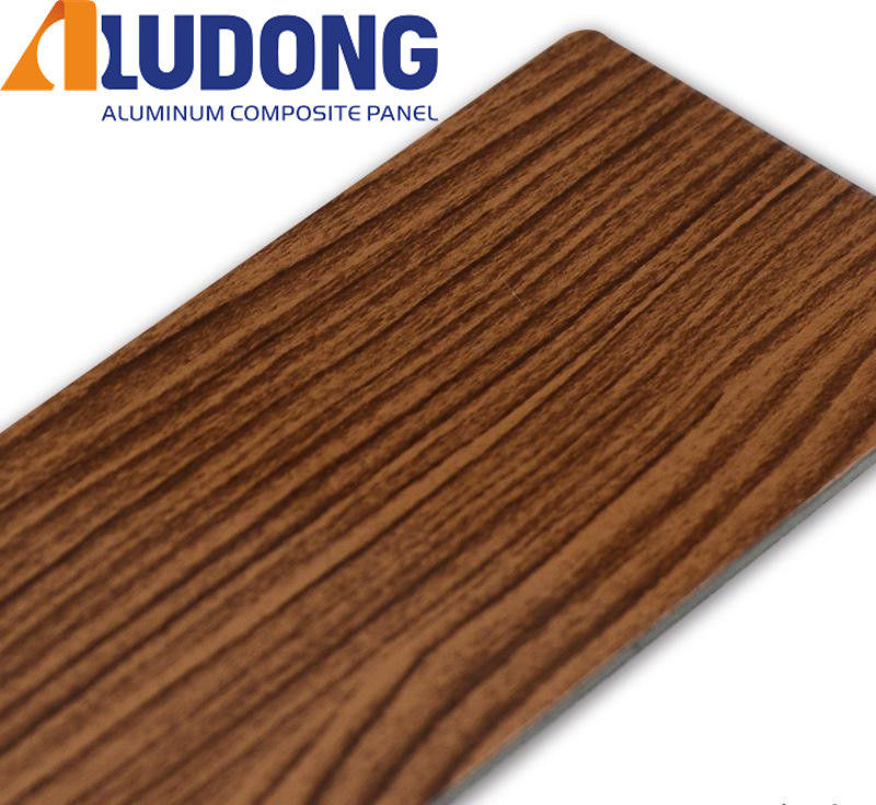 Fabricant direct revêtement PVDF ACP de grain de bois de 5 mm, anti-UV et ignifuge pour mur de rideau