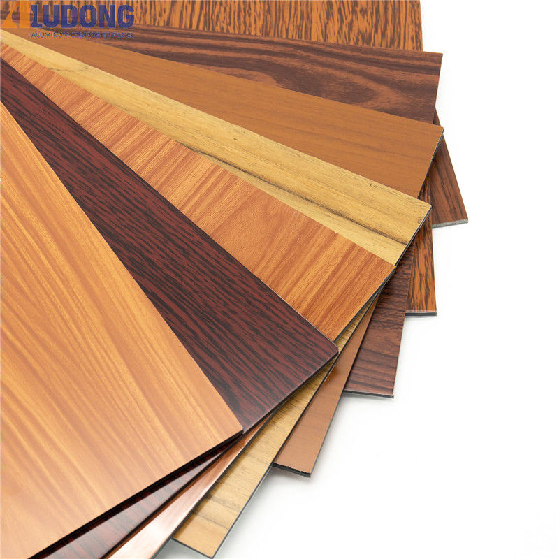 Feuille ACP ACM à Grain de bois OEM et ODM 1550x3000mm, revêtement Nano, anti-rayures et insonorisé pour Station de métro, qualité supérieure