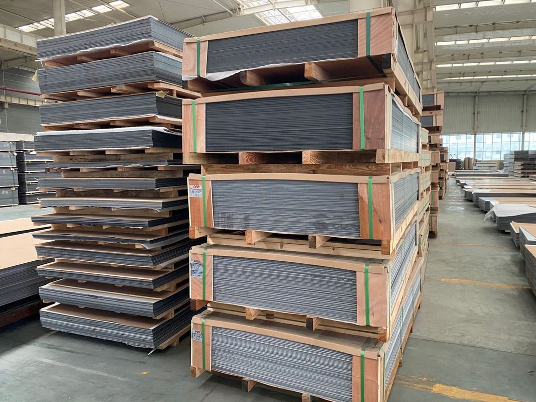 La taille maximale atteint 2000*6000mm Panneau composite en aluminium Solution ultime pour vos besoins de construction