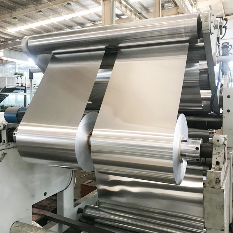 La couleur enduite d'une première couche de peinture a enduit l'identification en aluminium 405 505 de bobines des revêtements nanos du polyester PVDF