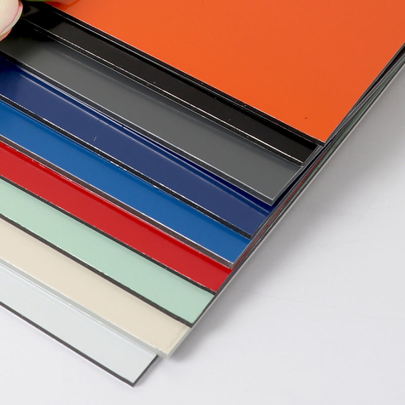 Panneau composite d'aluminium à base d'aluminium de 0,3 mm ACP pour les murs de rideau