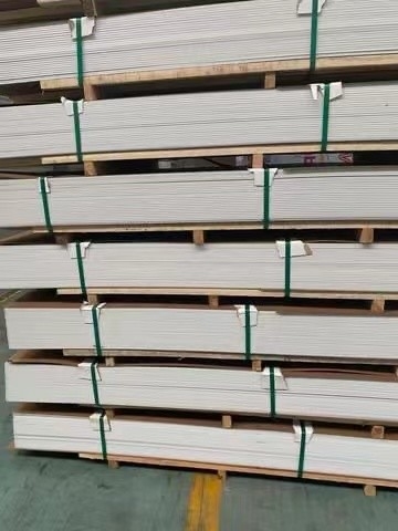 côtés brillants métalliques solides de panneau composé en aluminium de PE de 3mm 4mm 5mm deux colorés