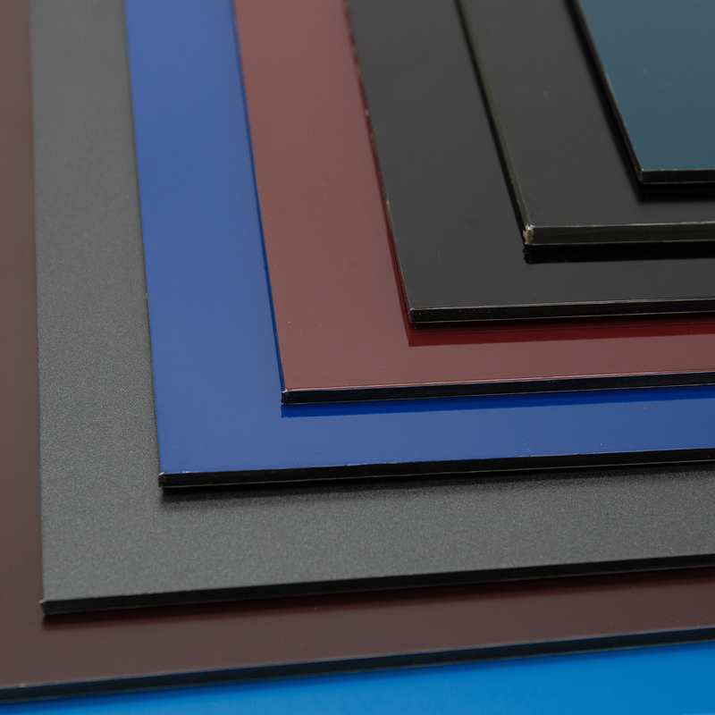 Résistance à l'écaillage supérieure à 7 N/mm Panneau composite en aluminium PVDF grade ignifuge B1/A2