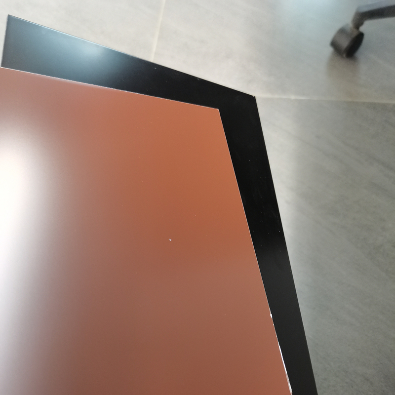 Résistance à l'écaillage supérieure à 7 N/mm Panneau composite en aluminium PVDF grade ignifuge B1/A2