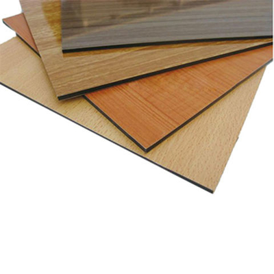 Panneau composite d'aluminium enduit de PE de 1,5 mm résistant à la corrosion pour intérieur