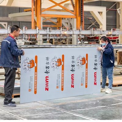 Fabricant direct Panneau composite en feuille d'aluminium ACP de 4 mm pour revêtements muraux extérieurs, prix d'usine