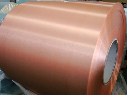Facile à nettoyer et à entretenir bobine d'aluminium prépeint pour les façades et les murs des bâtiments à faible entretien