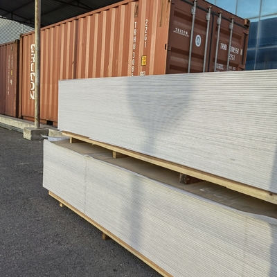 Panneau composite d'aluminium flexible résistant au feu pour les volets de mur de rideau