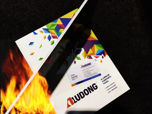 FR B1 grade résistant au feu ACP ACM ALUCOBOND pour bâtiments, murs extérieurs et intérieurs