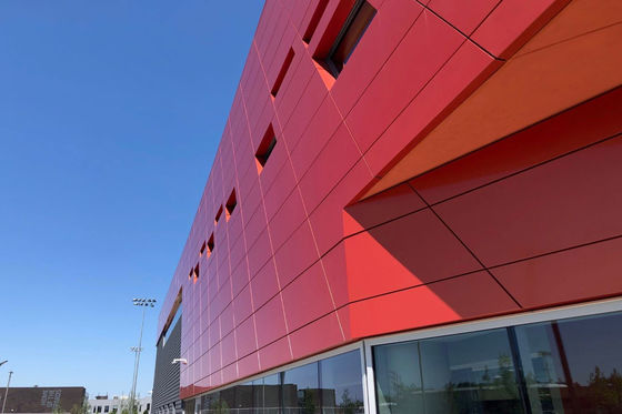 Panneau composite en aluminium très brillant avec revêtement PVDF Protection ultime pour la surface de votre bâtiment
