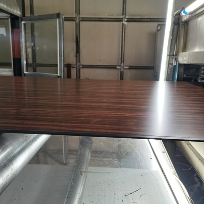 Le revêtement en aluminium extérieur de Pvdf d'érable panneau l'épaisseur de 4mm