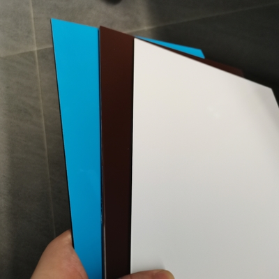 Le panneau composé en aluminium du PE 1500*3200 pour des matériaux de Builldding survivent à la preuve
