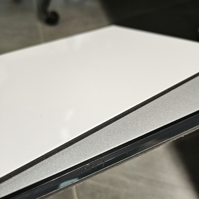 Haute feuille de publicité de stabilité dimensionnelle de panneau composé en aluminium argenté instantané de PVDF